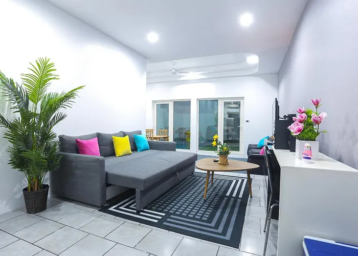 Pool Villa Pattaya Phratamnak C2- 2 Bedroom