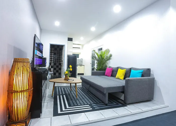 Pool Villa Pattaya Phratamnak C2- 2 Bedroom