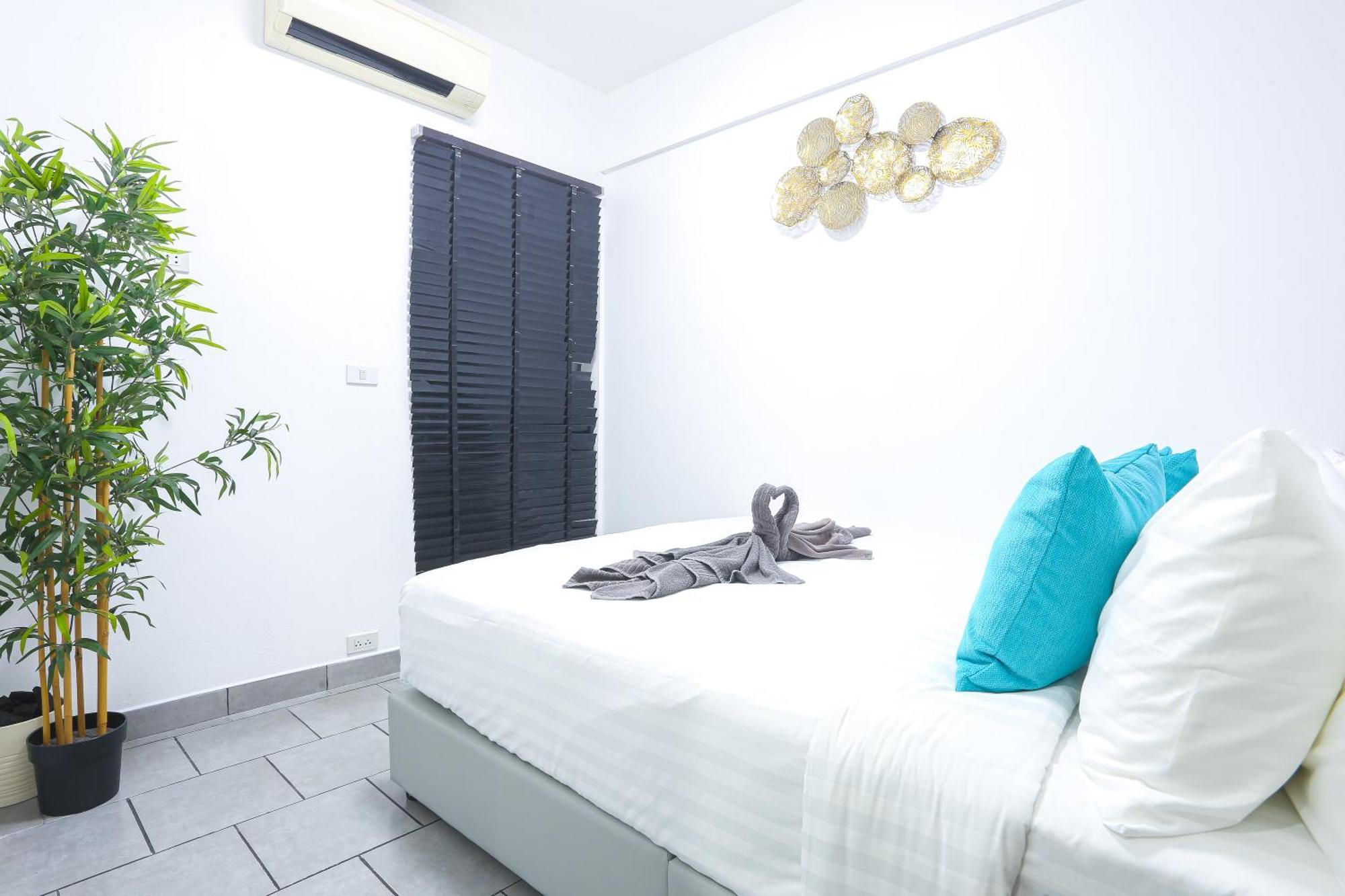 Pool Pattaya Phratamnak C2- 2 Bedroom Jomtien Beach