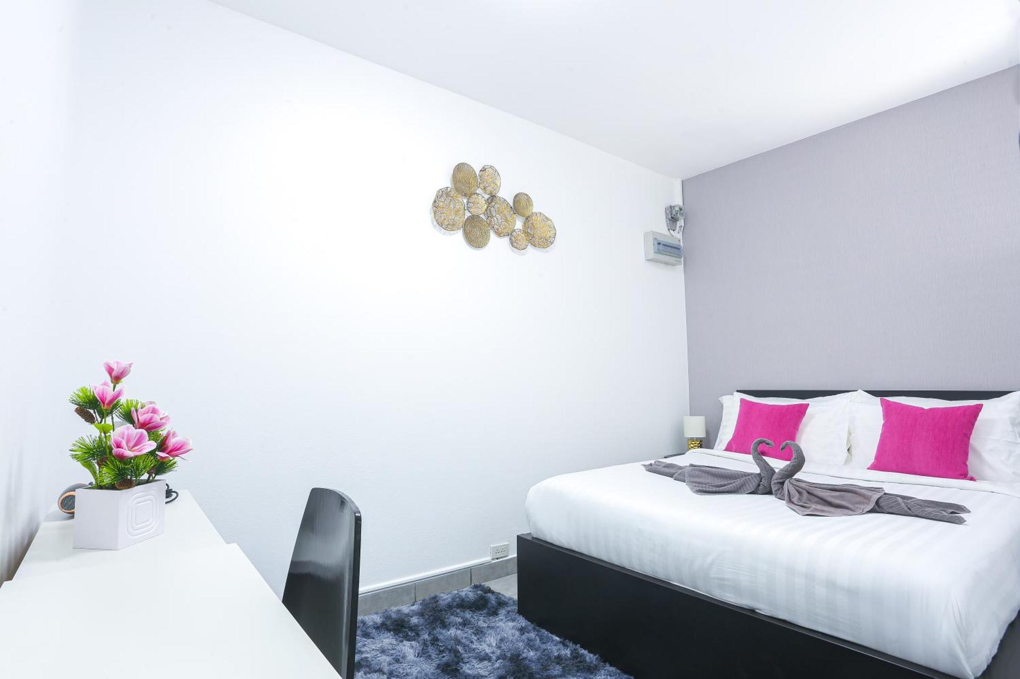 Villa Pool Pattaya Phratamnak C2- 2 Bedroom Jomtien Beach