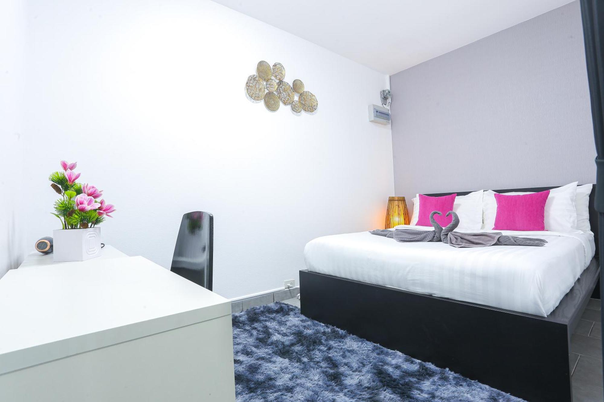 Villa Pool Pattaya Phratamnak C2- 2 Bedroom